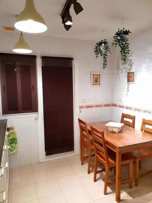 Atico Fresco Y Luminoso Con Aparcamiento Privado Appartement